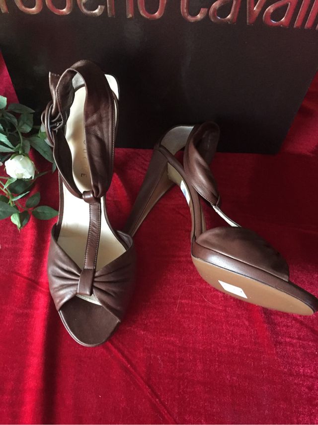 Sandalia de la marca Latouche