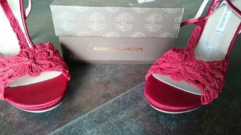 ZAPATOS ROJOS ANGEL ALARCÓN NUM 40