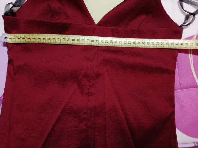 traje mujer corpiño y falda