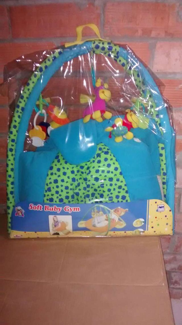 Gimnasio infantil para bebe