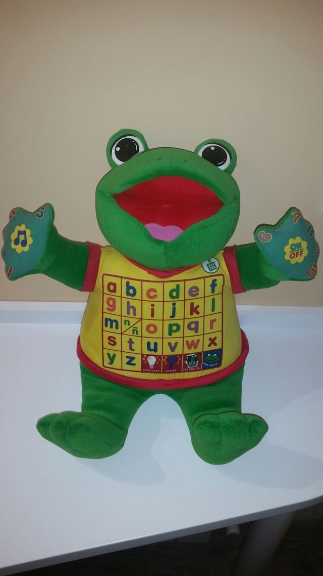 Juguete rana parlanchina