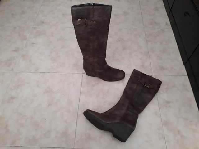 Botas