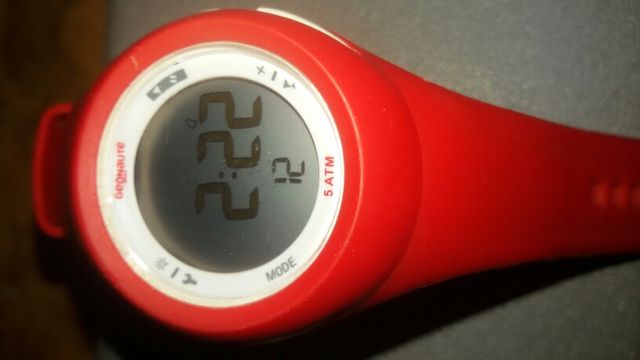 Relog nuevo para niño o niña(tengo dos iguales)