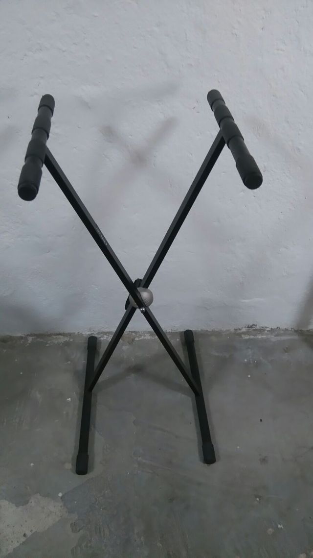 Teclado yamaha psr e323 Ypt320