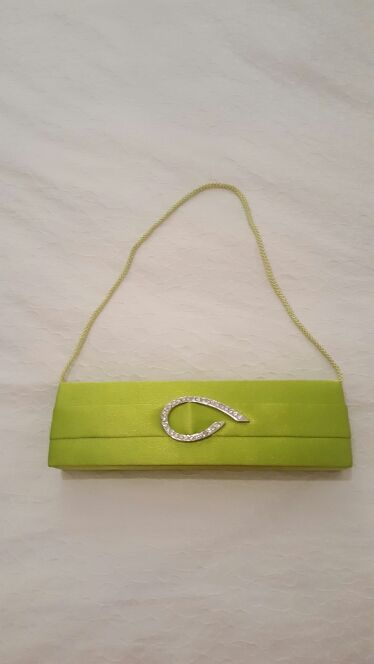 Cartera fiesta color pistacho