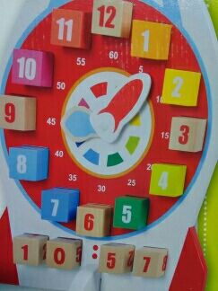 REBAJADO Reloj de madera infantil