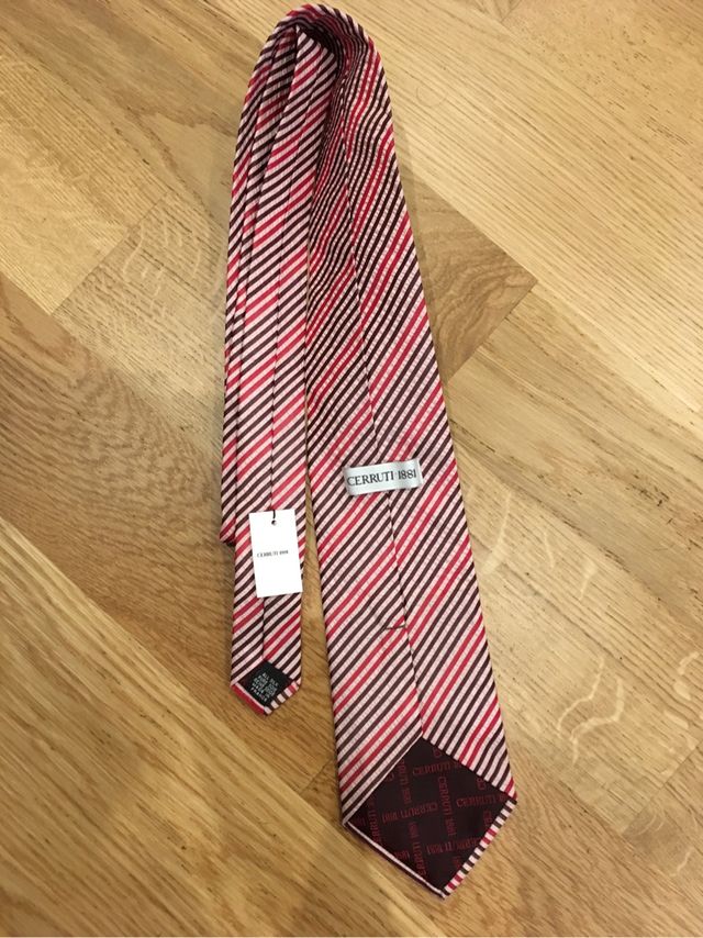Corbata Cerruti. Sin estrenar