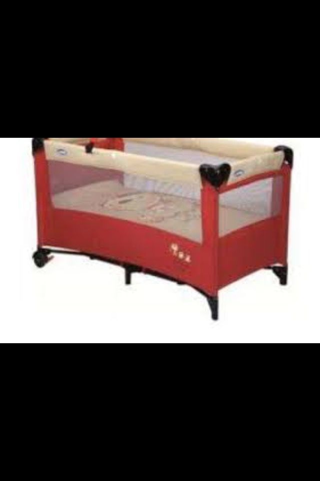 Cuna de viaje con colchón y edredón