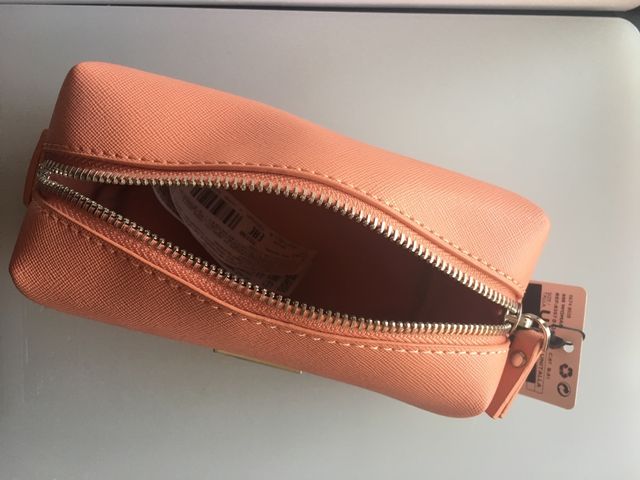Estuche Mango nuevo