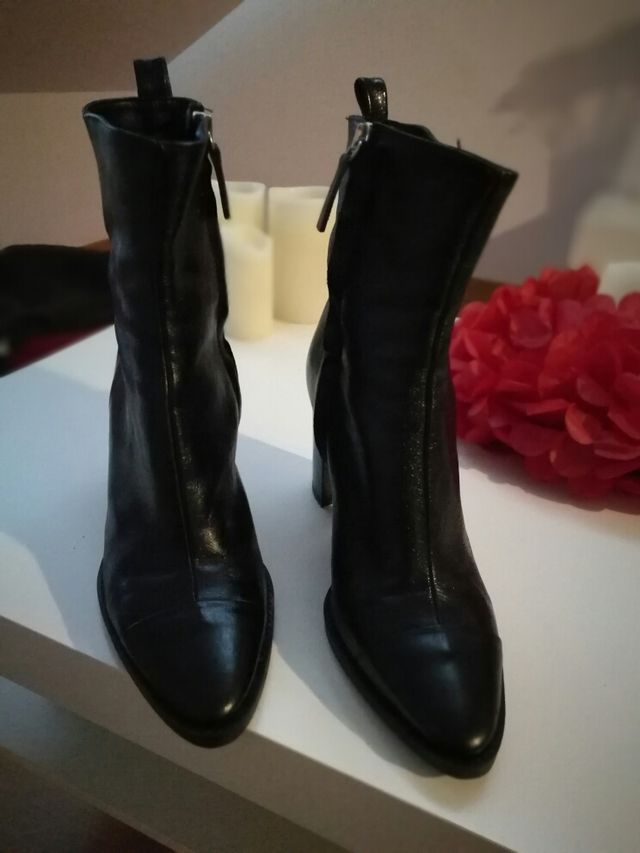 Botines piel Zara, nuevos T.36.