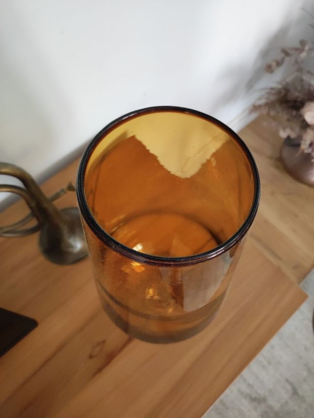 Copón de cristal ámbar