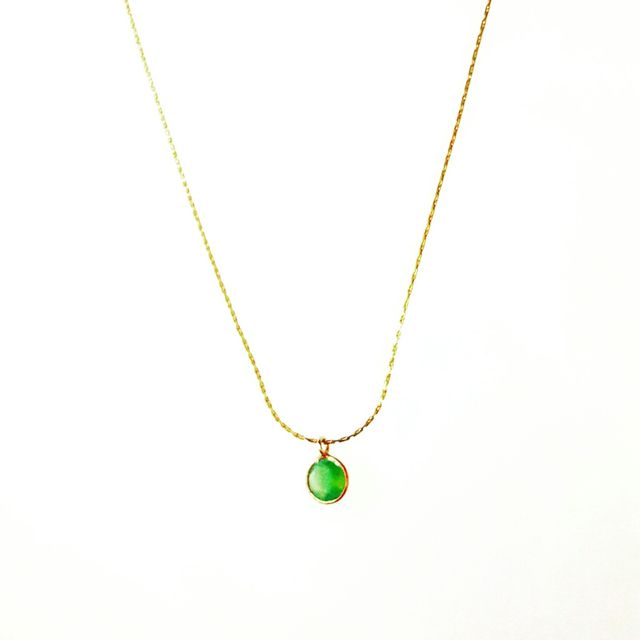 Cadena con piedra natutal