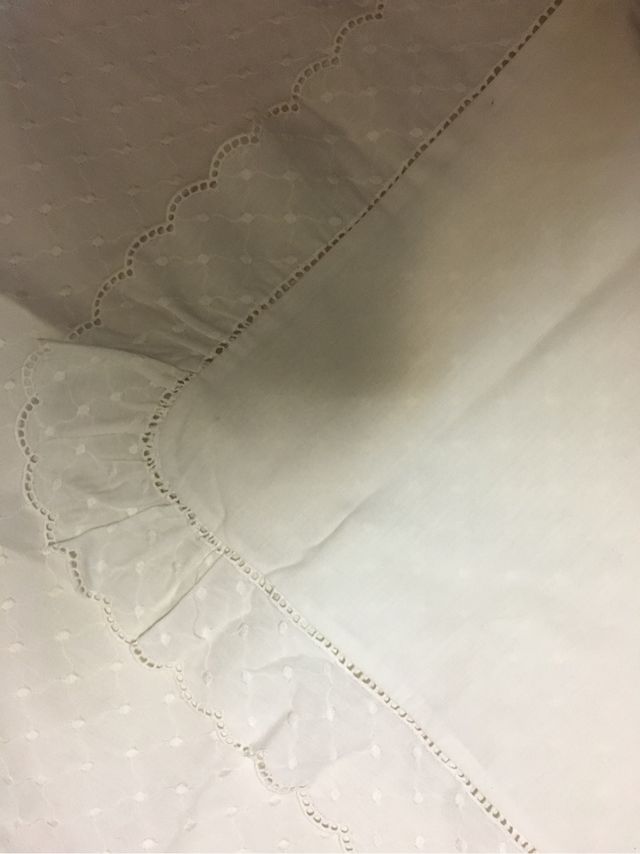 Colcha mini cuna bordada