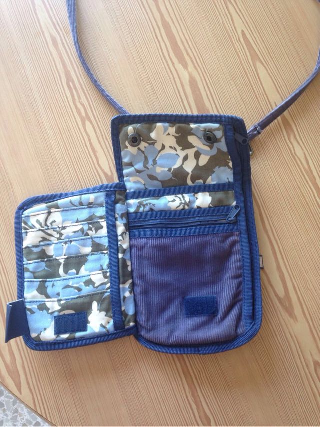 Bolso bandolera Roxy.