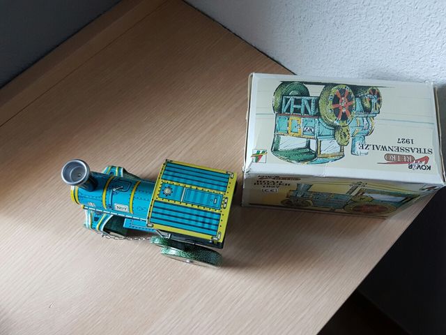 TREN DE HOJALATA KOVAR RETRO ROAD ROLLER 1927
