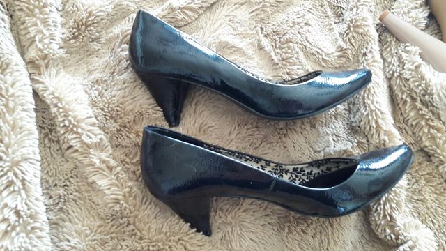 zapato salon charol zara