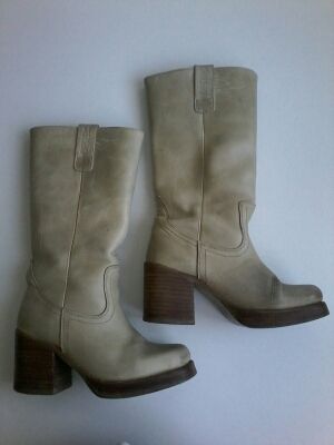 Botas Destroy 37 de segunda mano por 35 EUR en León en WALLAPOP
