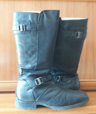 BOTA ALTA SERRAJE CUERO NATALIE | en Porronet.es