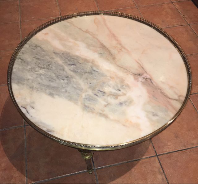Mesa centro mármol y bronce
