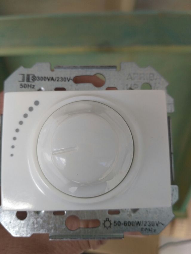 Conmutador Regulador