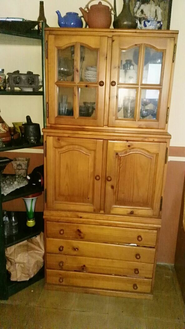 Muebles. de comedor de segunda mano por 200 € en Les Planes en WALLAPOP