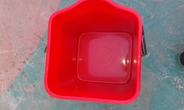 cubos de fregona profesionales sin carro