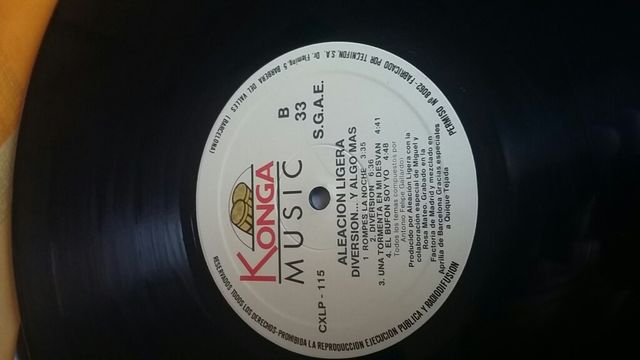 ALEACION LIGERA - DIVERSIÓN Y ALGO MAS LP