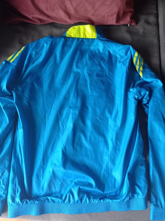 Chaqueta Adidas Nueva sin estrenar