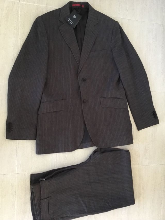 Traje de chaqueta hombre nuevo