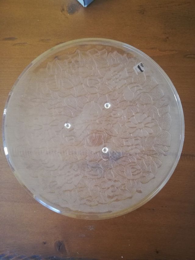 Plato/frutero de cristal tallado