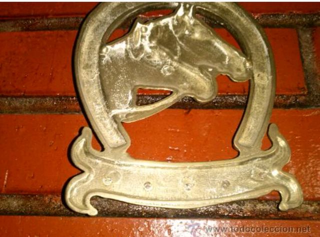ANTIGUO CUELGALLAVES DE PAREJA DE CABALLOS