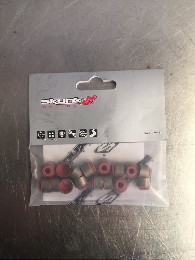 Retenes de valvula skunk2 hond