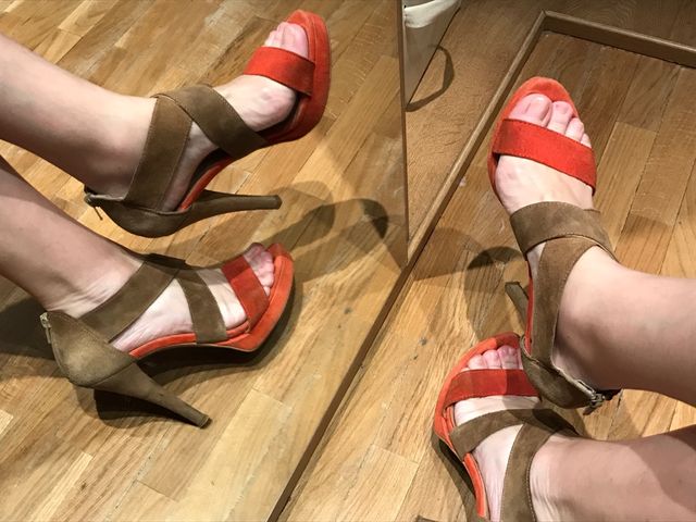 REBAJAS: Sandalias mujer  bicolor  tacón