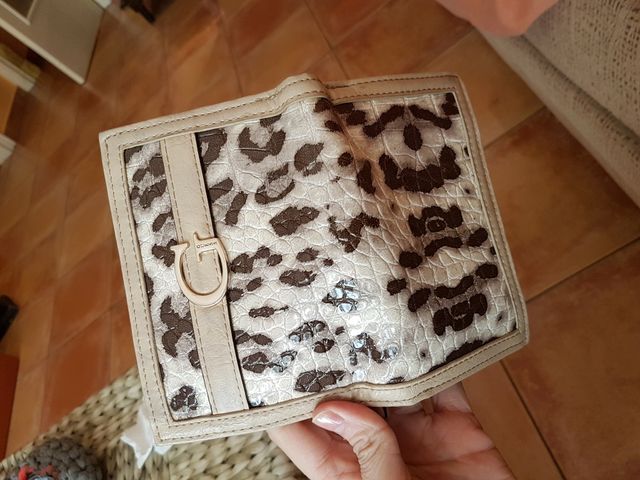 Monedero guess original