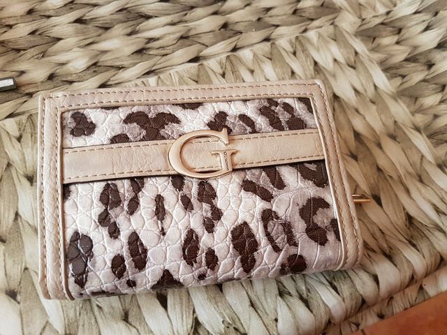 Monedero guess original