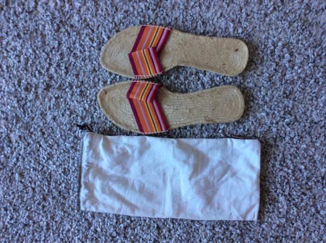 Sandarias nuevas con bolsa