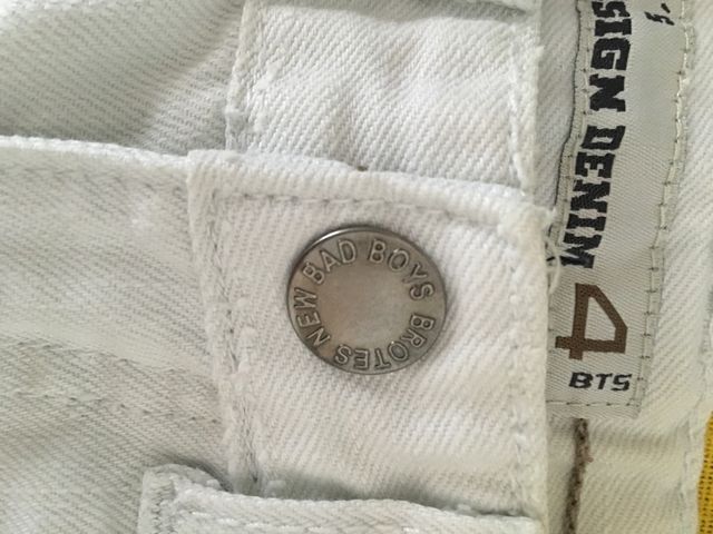 Pantalones talla cuatro