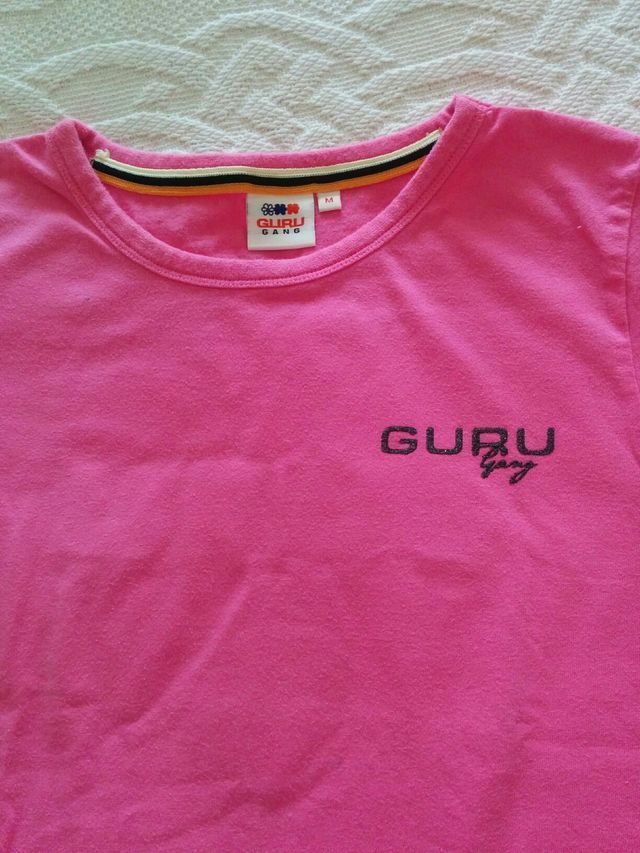 camiseta Guru rosa talla M