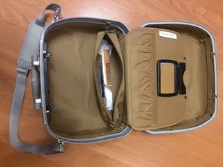 Neceser De Viaje NUEVO Emidio Tucci de segunda mano por 15 EUR en Gavà en  WALLAPOP