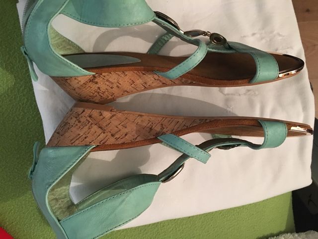 Sandalias azul turquesa