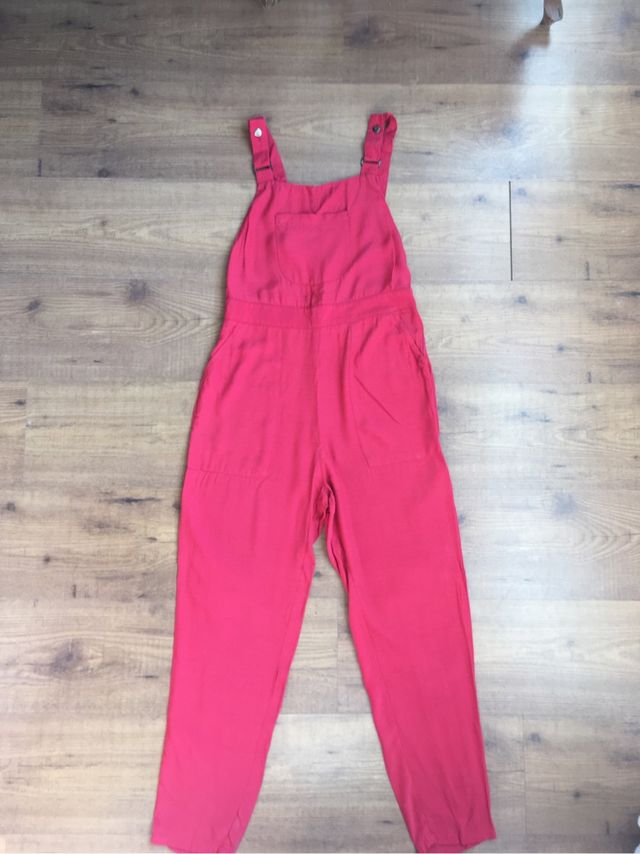 Mono rojo Asos