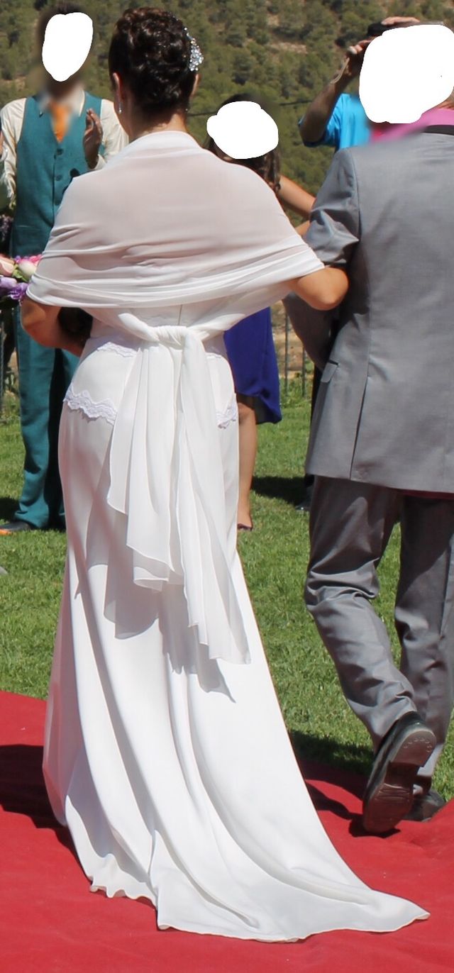 Vestido novia NEGOCIABLE. Elegante y sencillo.