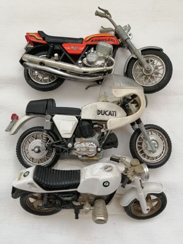 Tres Motos años 60.