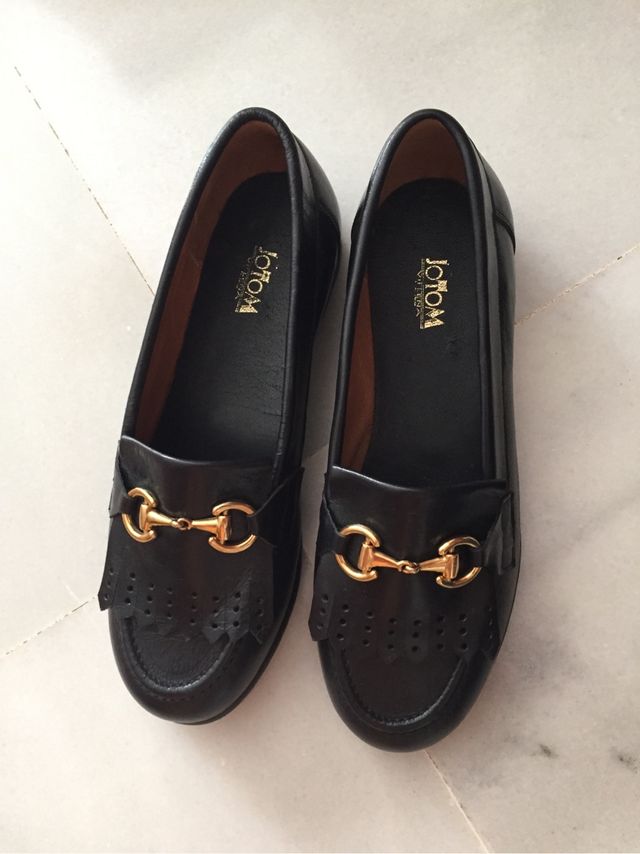 Mocasines negro sin usar.33-34 VILLENA