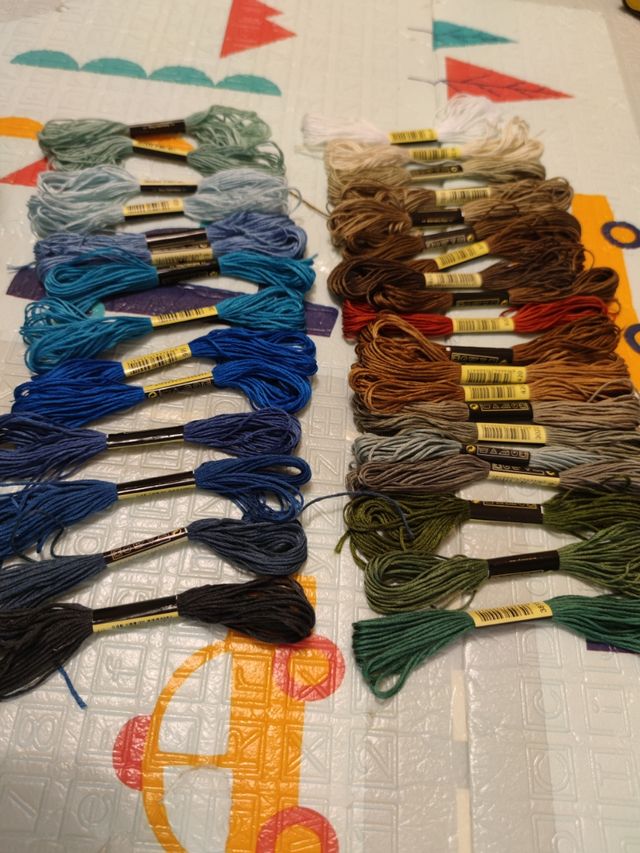 lote 34 Hilos para bordar