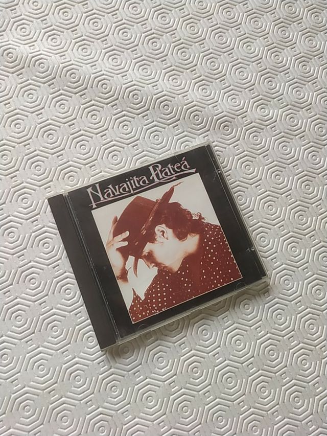 NO SON A 1€. MAS CDS EN TEXTO Q EN FOTO disco CD