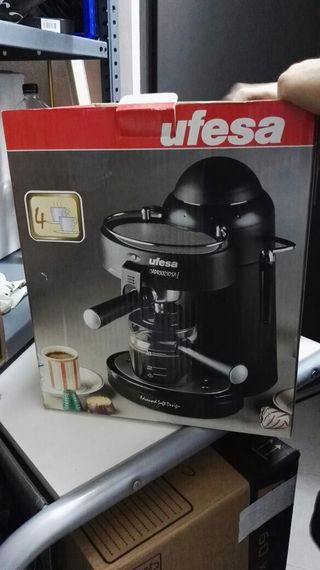 Cafetera espresso Capricciosa-Ufesa de segunda mano por 35 EUR en Madrid en  WALLAPOP