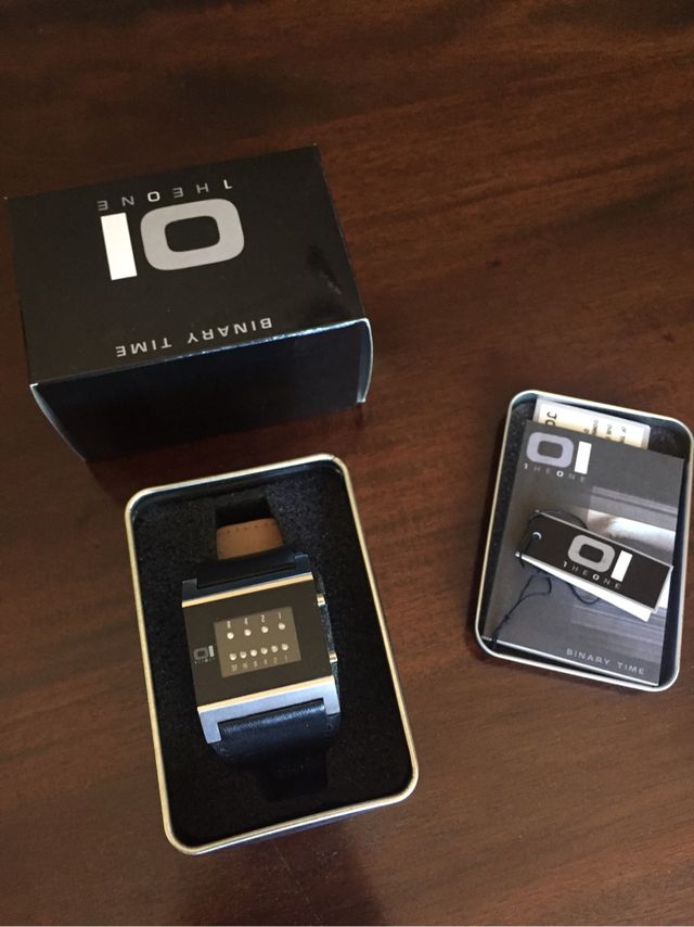 Reloj Binario OI The One