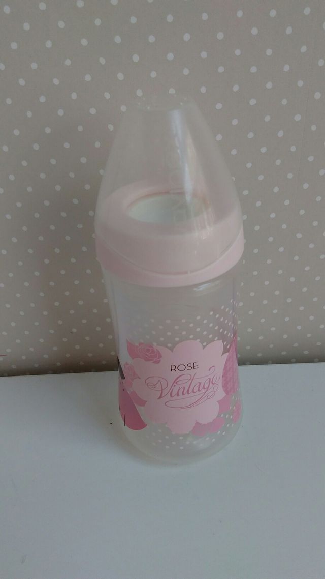 Biberones niña suavinex.