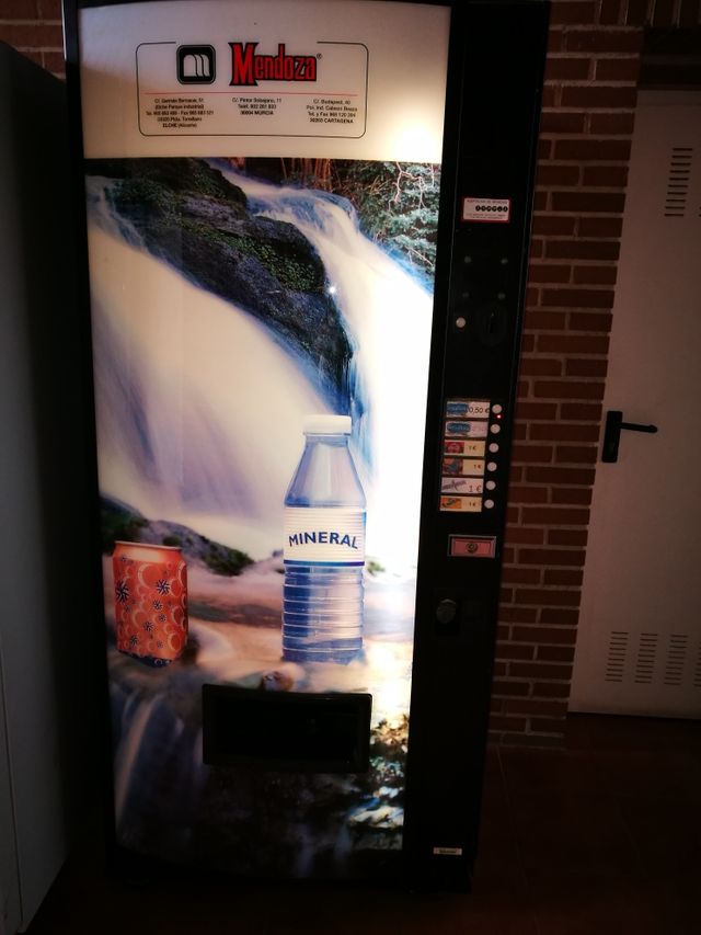 Vendo o cambio Máquinas  expendedoras